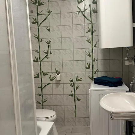 Lilians Cosy Jako 3b * Graz